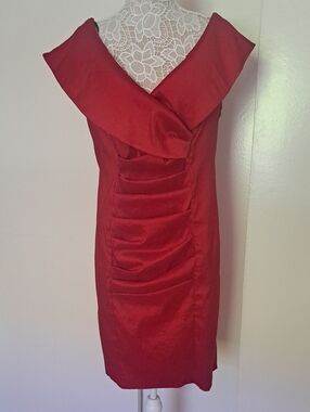 Calvin Klein Red One-Shoulder Cocktail Dress Fabric Strechable